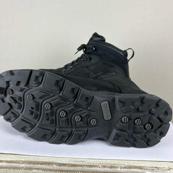 Men's Timberland Flume Mid Waterproof Boot - Picture 8 of 8